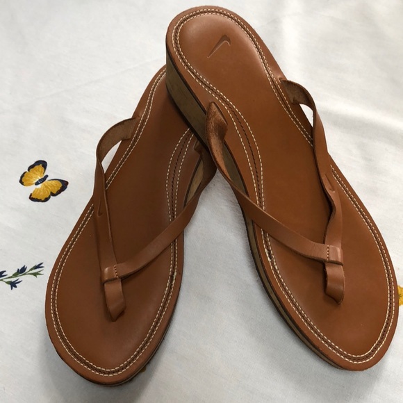 nike leather sandals